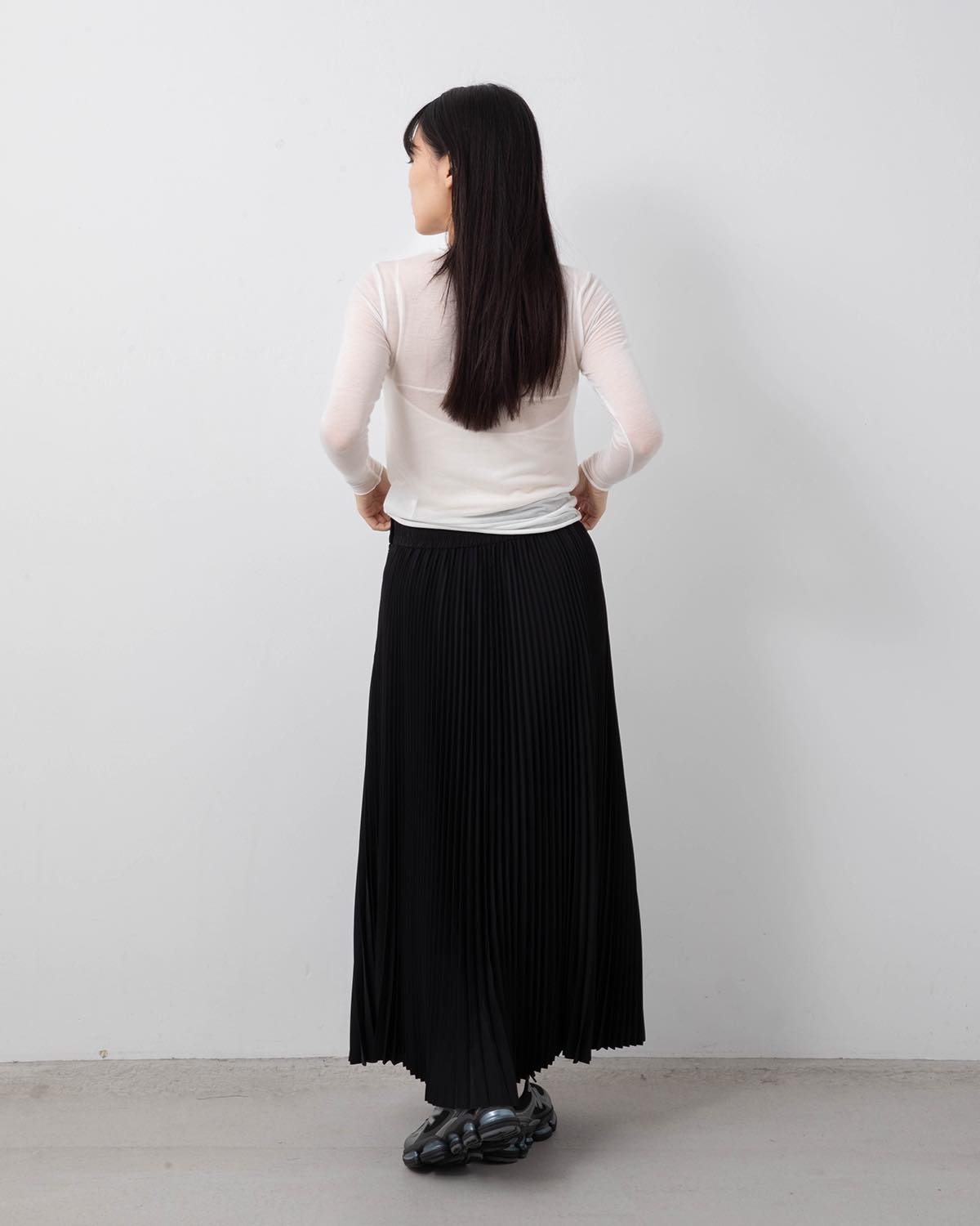 TAFFETA PLEATED SKIRT