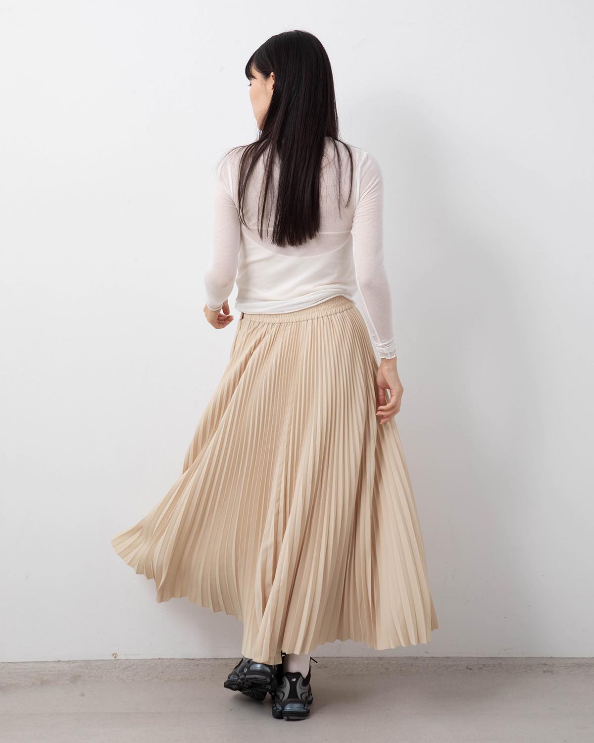 TAFFETA PLEATED SKIRT