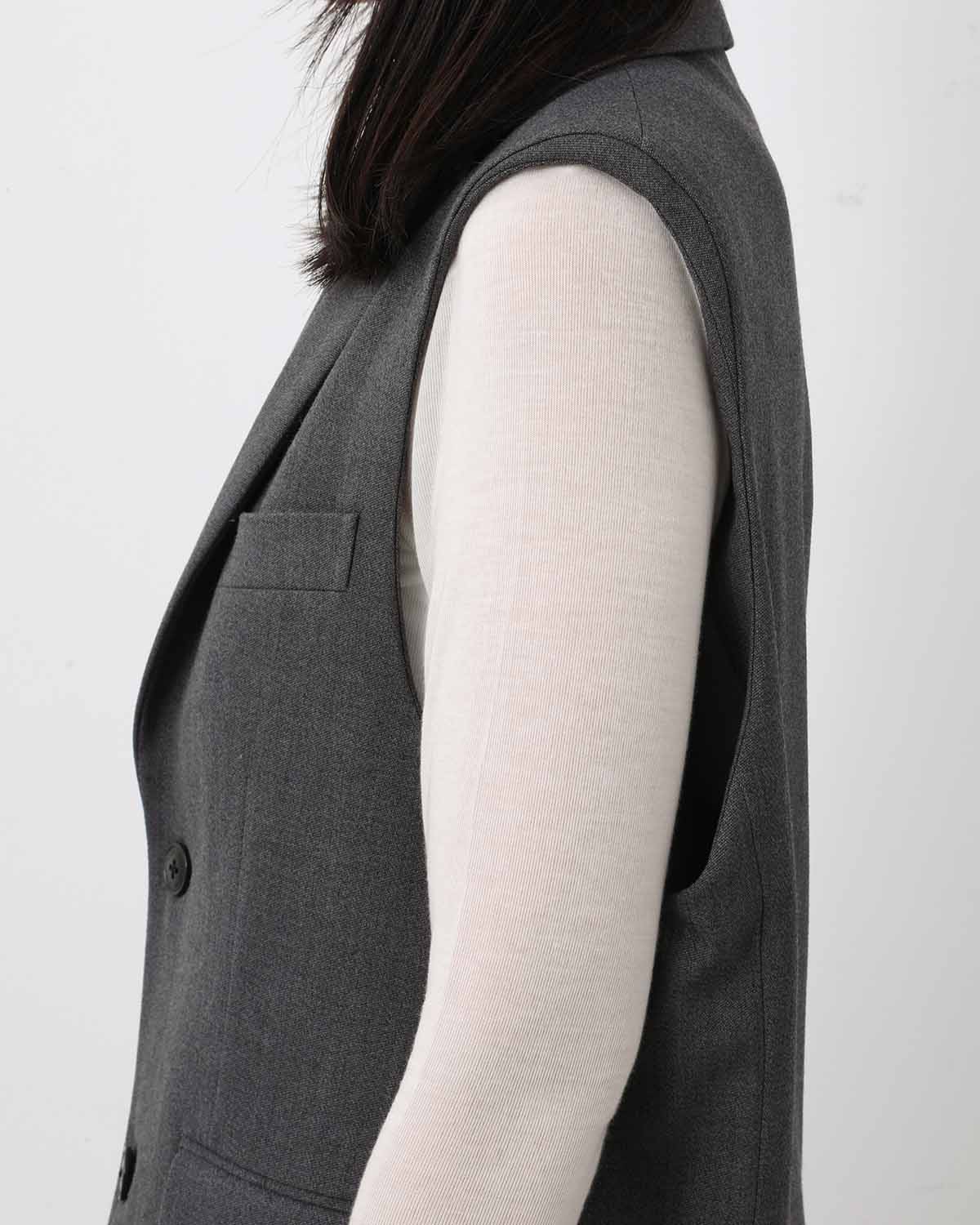 DOESKIN SLEEVELESS BLAZER