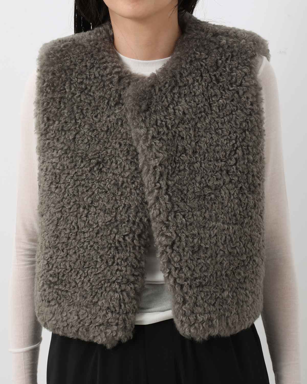 FAUX SHEARLING CROPPED VEST