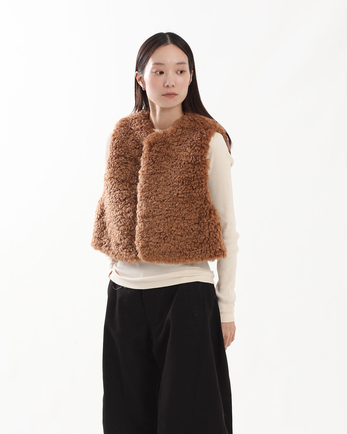 FAUX SHEARLING CROPPED VEST