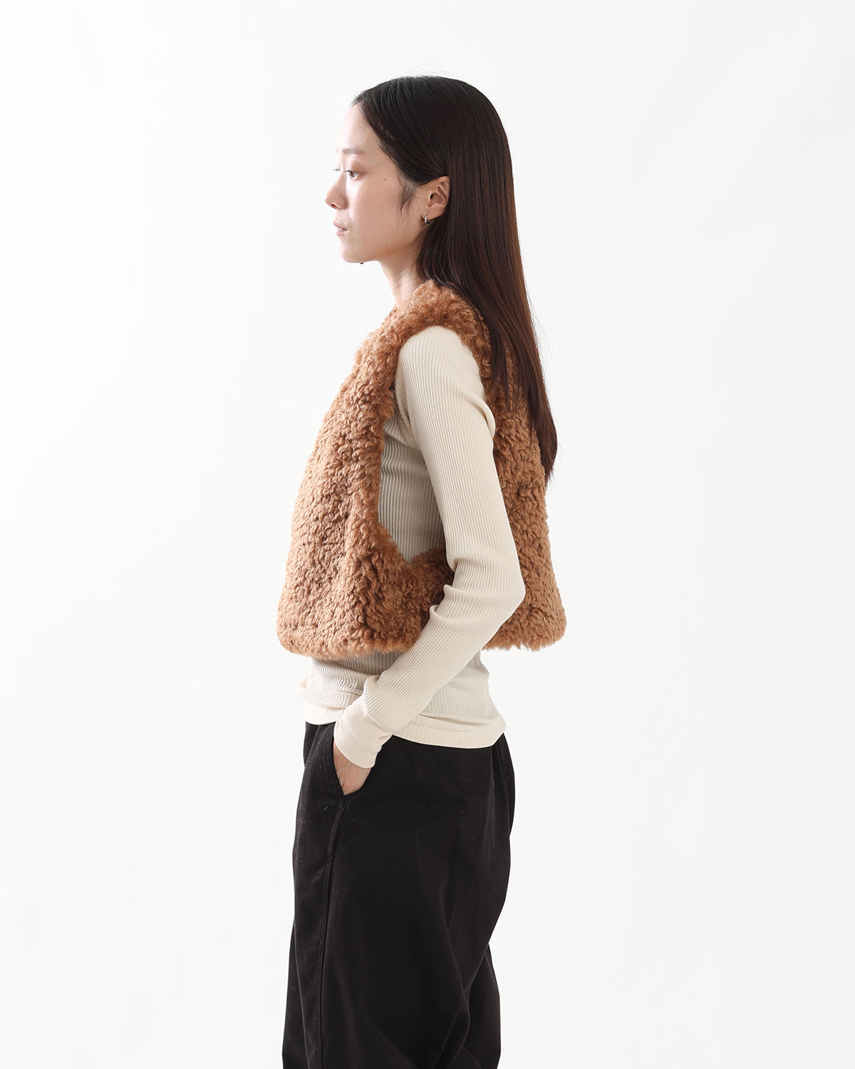 FAUX SHEARLING CROPPED VEST