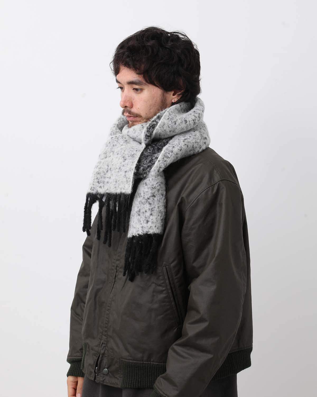 TWO COLOR WOOLLY SCARF