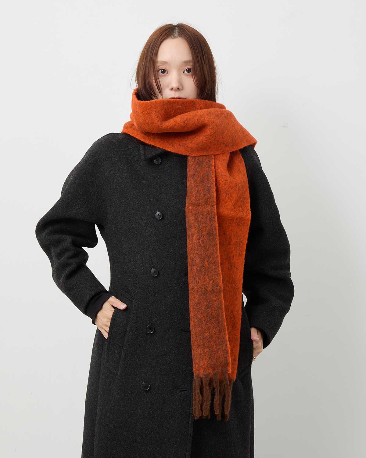 TWO COLOR WOOLLY SCARF