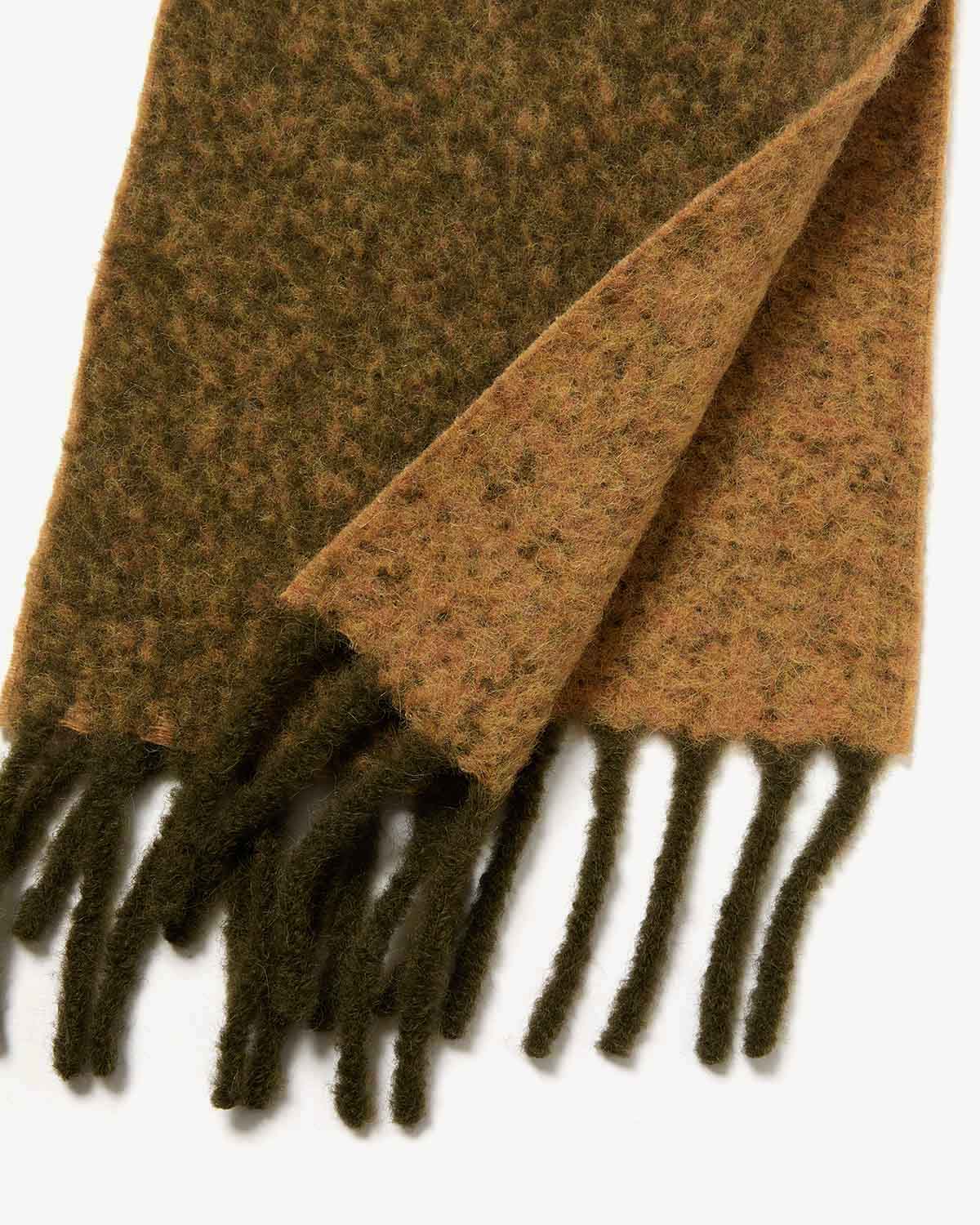 TWO COLOR WOOLLY SCARF