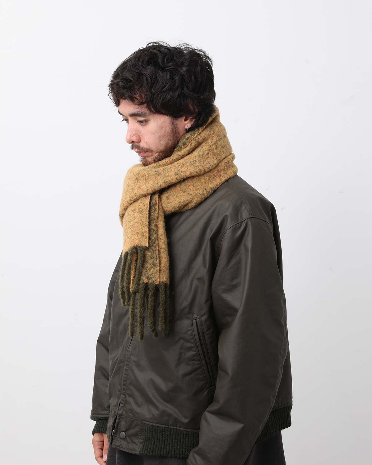 TWO COLOR WOOLLY SCARF