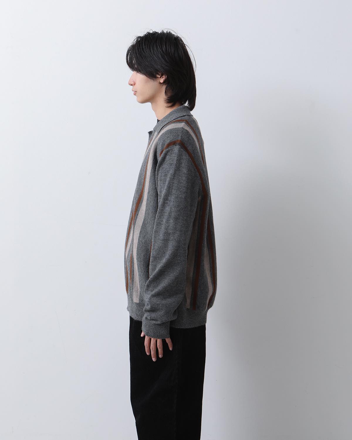 COLLAR NECK SWEATER