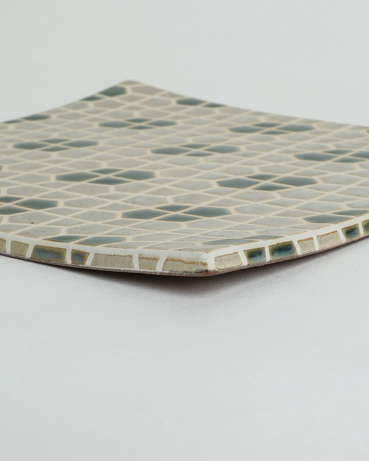 TILE PLATE D