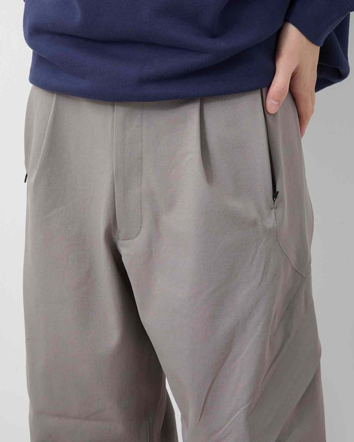 GOLDWIN _J.L-A.L_ CARGO PANTS