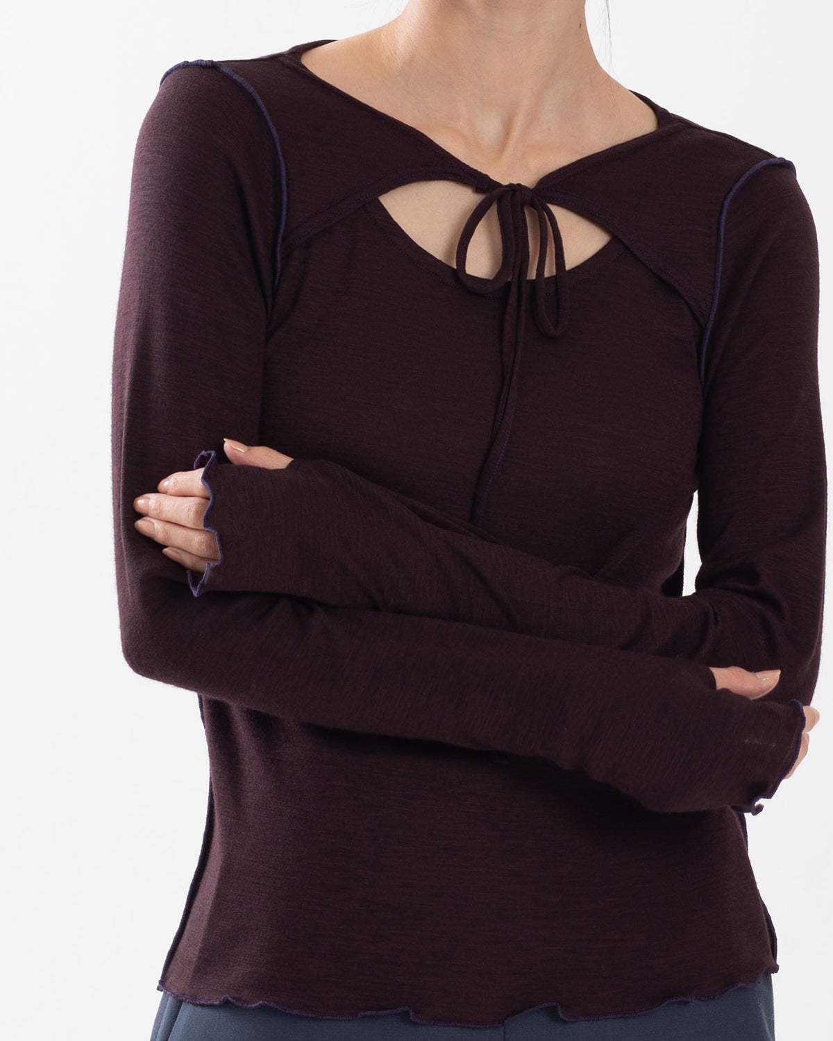 WOOL RIB FRONT STRING PULLOVER