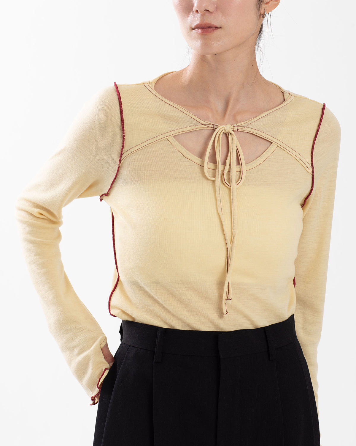 WOOL RIB FRONT STRING PULLOVER