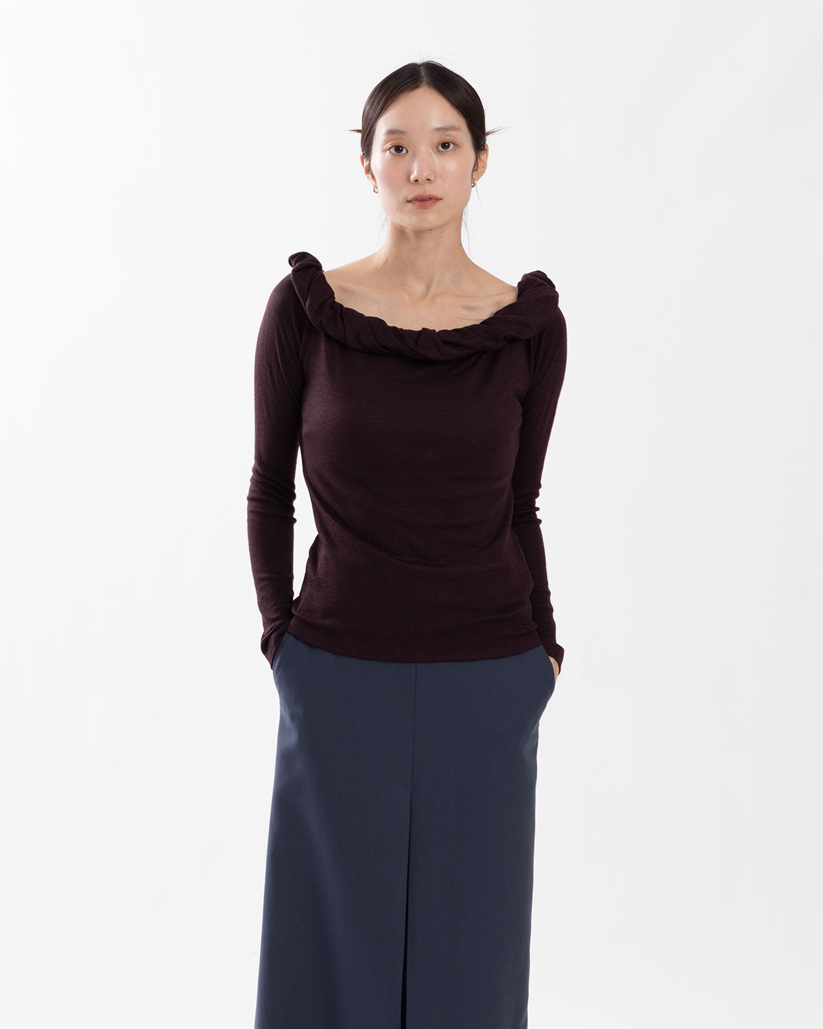 WOOL RIB TWISTED OFF SHOULDER PULLOVER
