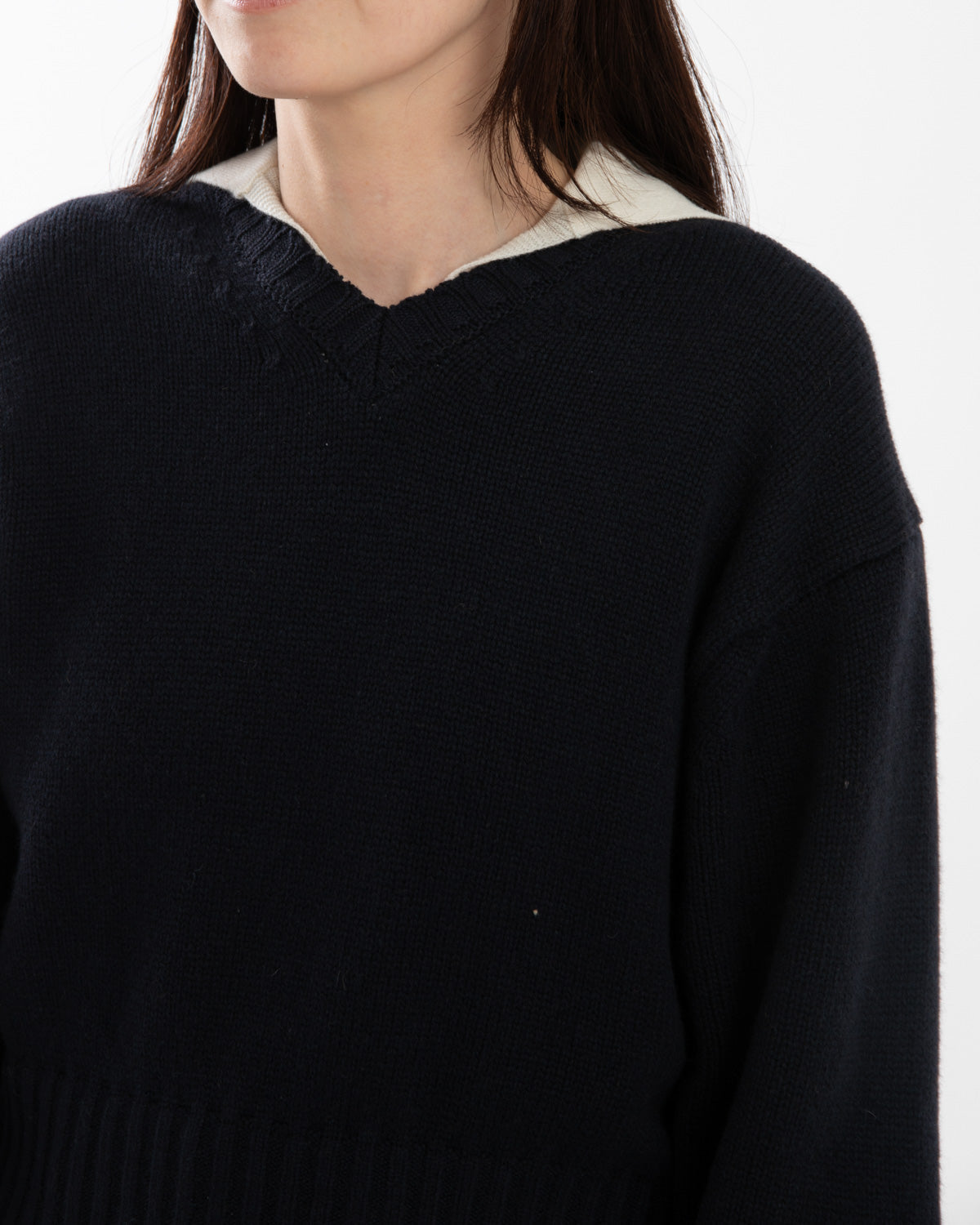 5G LAYERED V NECK SWEATER