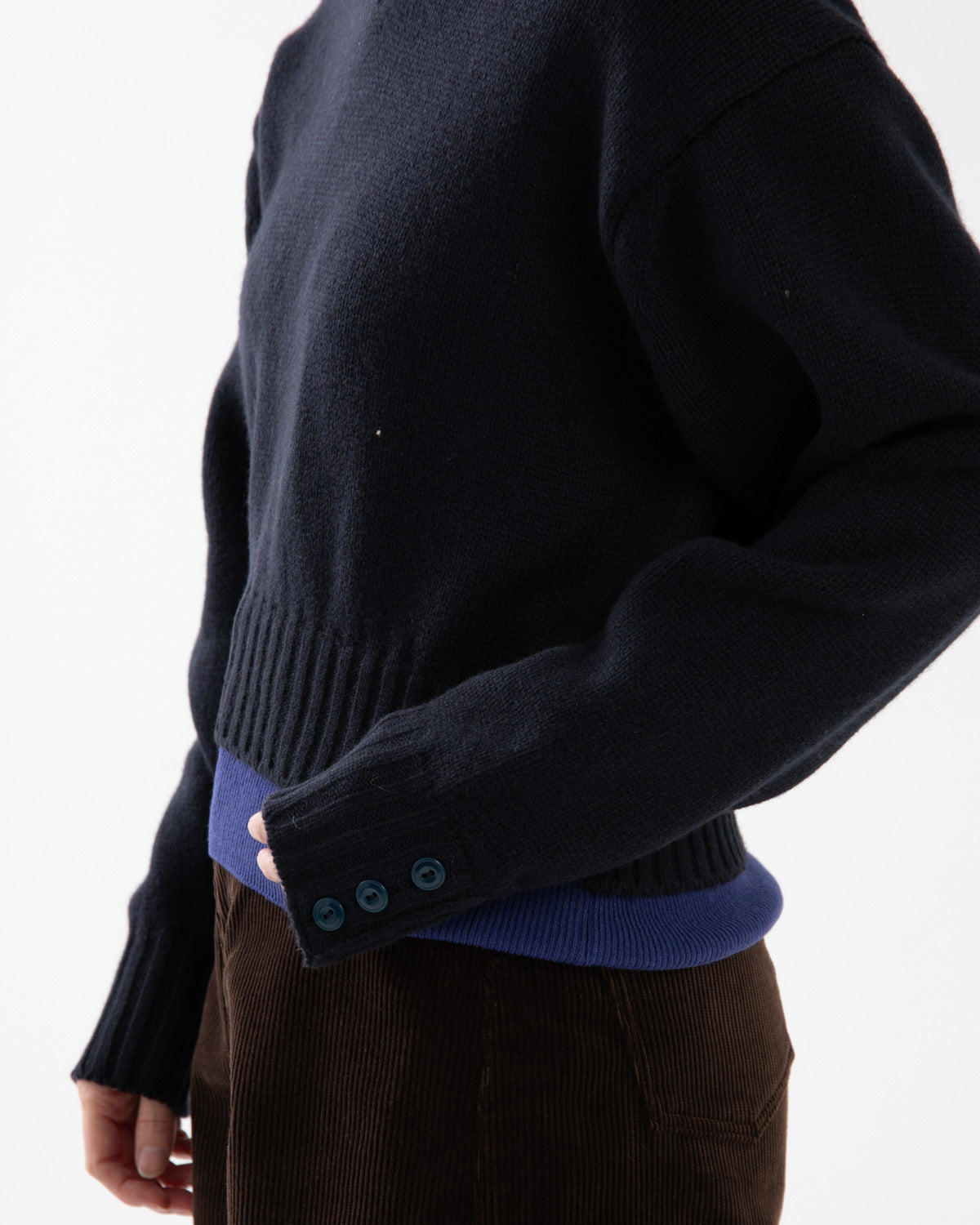5G LAYERED V NECK SWEATER