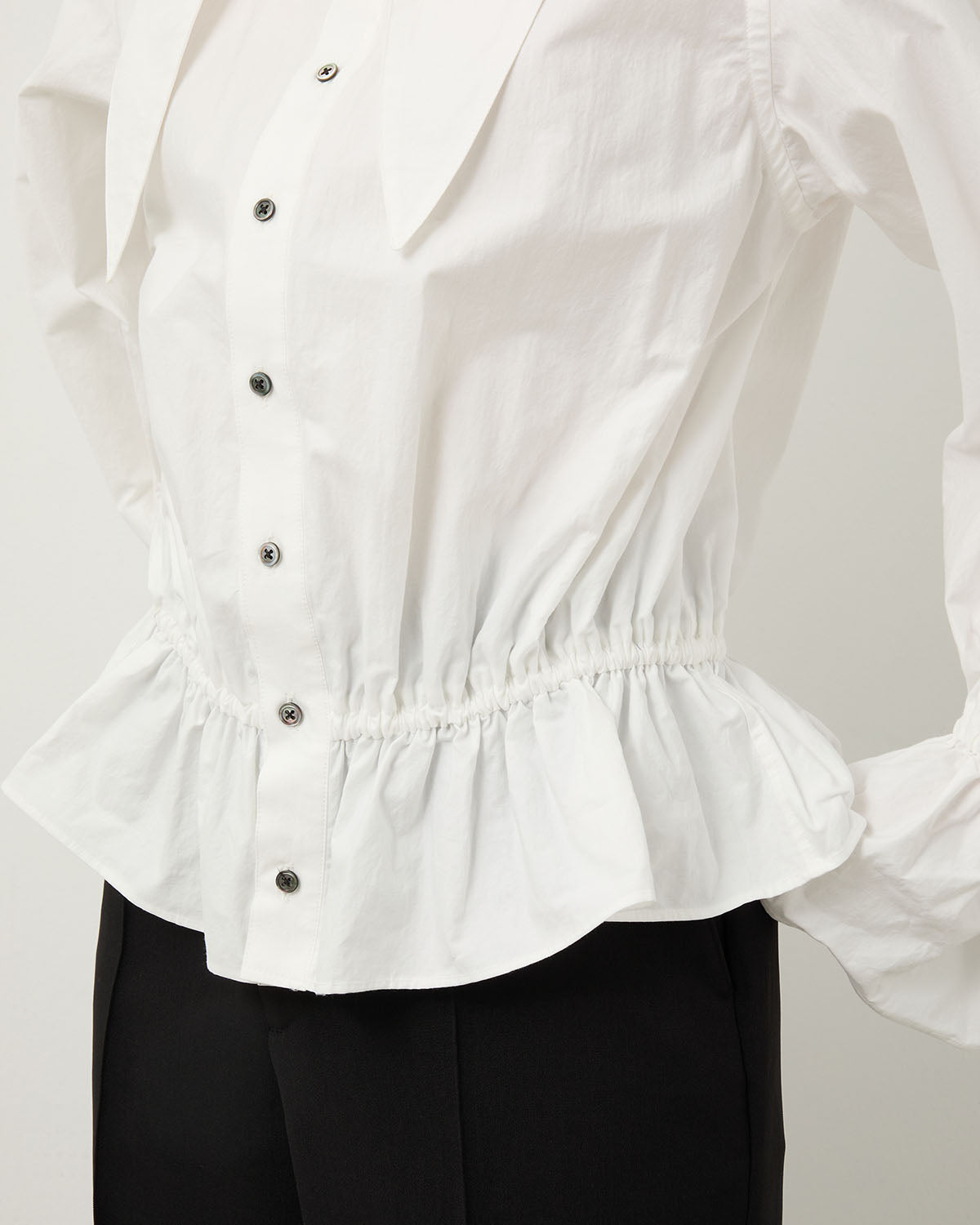 WASHED COTTON BROAD BOW TIE GATHER SHIRT