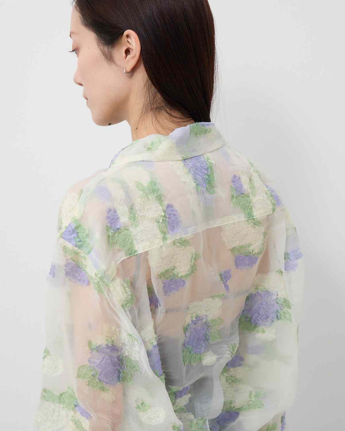 FLOWER JACQUARD OPEN COLLAR SHIRT