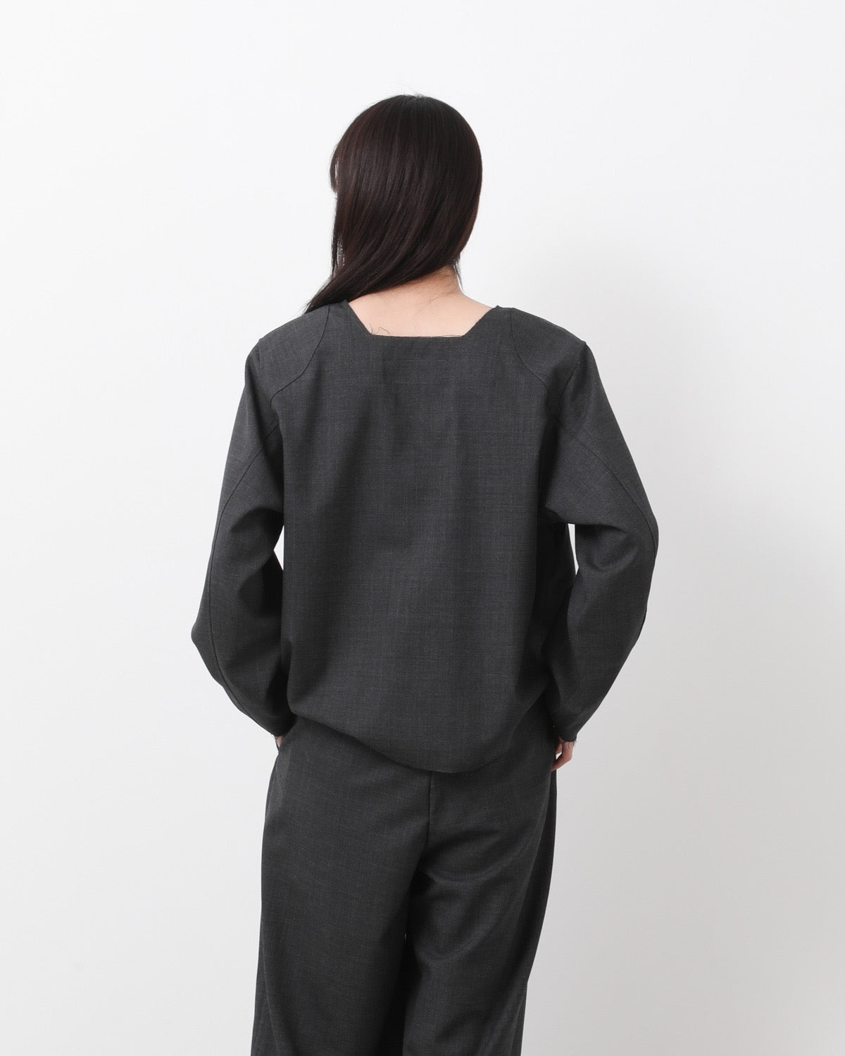 WASHABLE WOOL TROPICAL SQUARE NECK PULLOVER