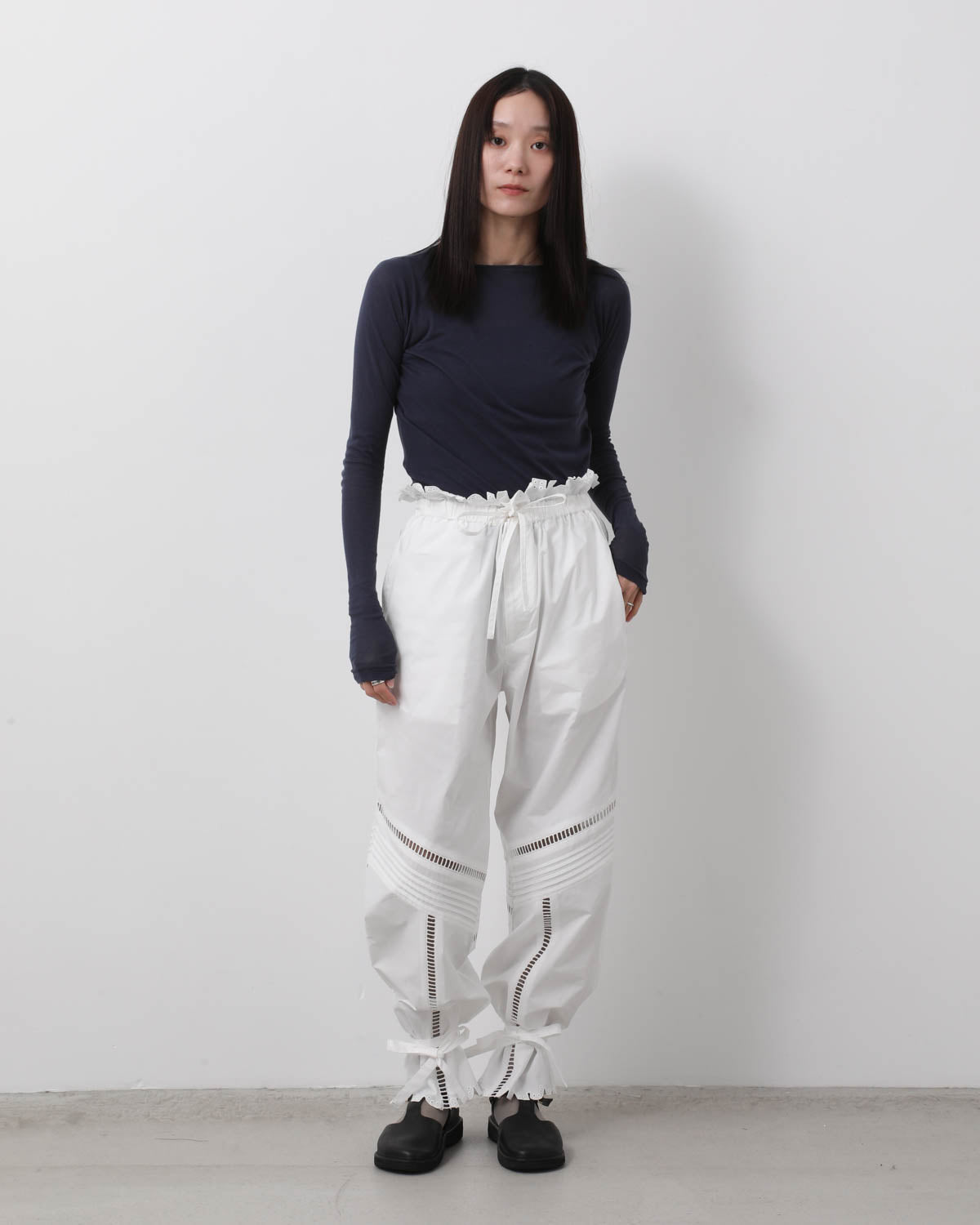 CUT RUFFLE TROUSERS