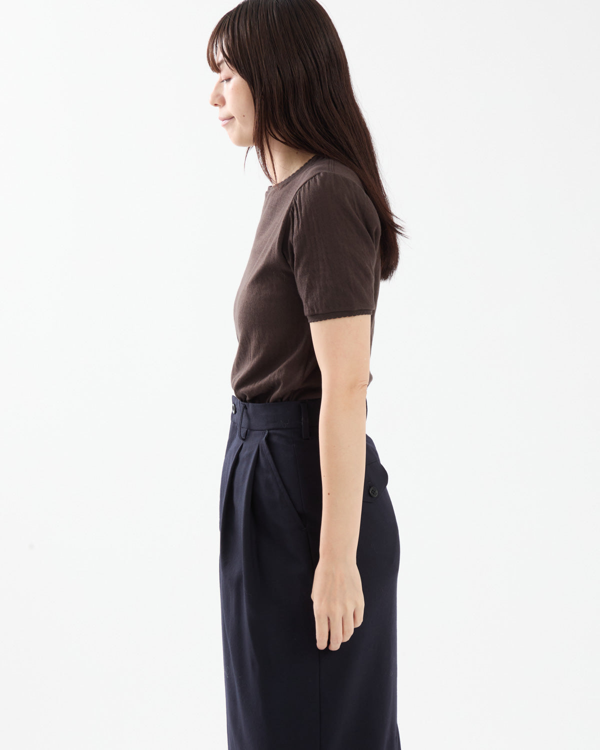 SHELL-EDGE DOUBLE-LAYER TEE