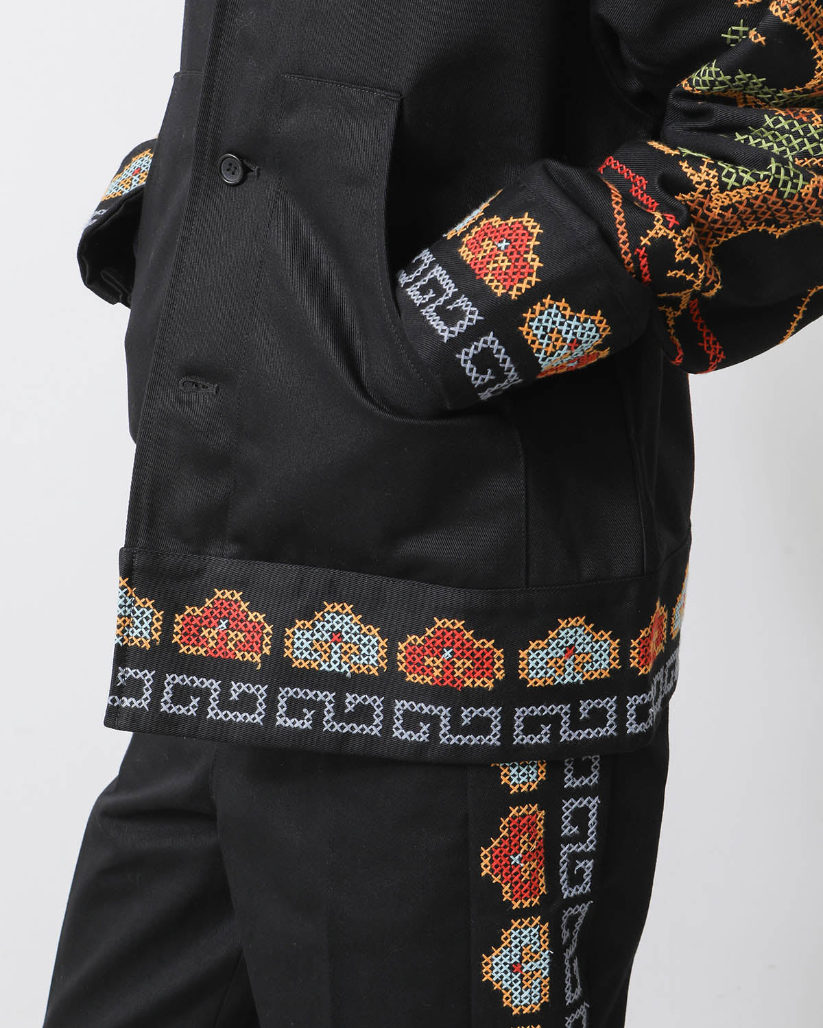 PINE TREE EMBROIDERY JACKET