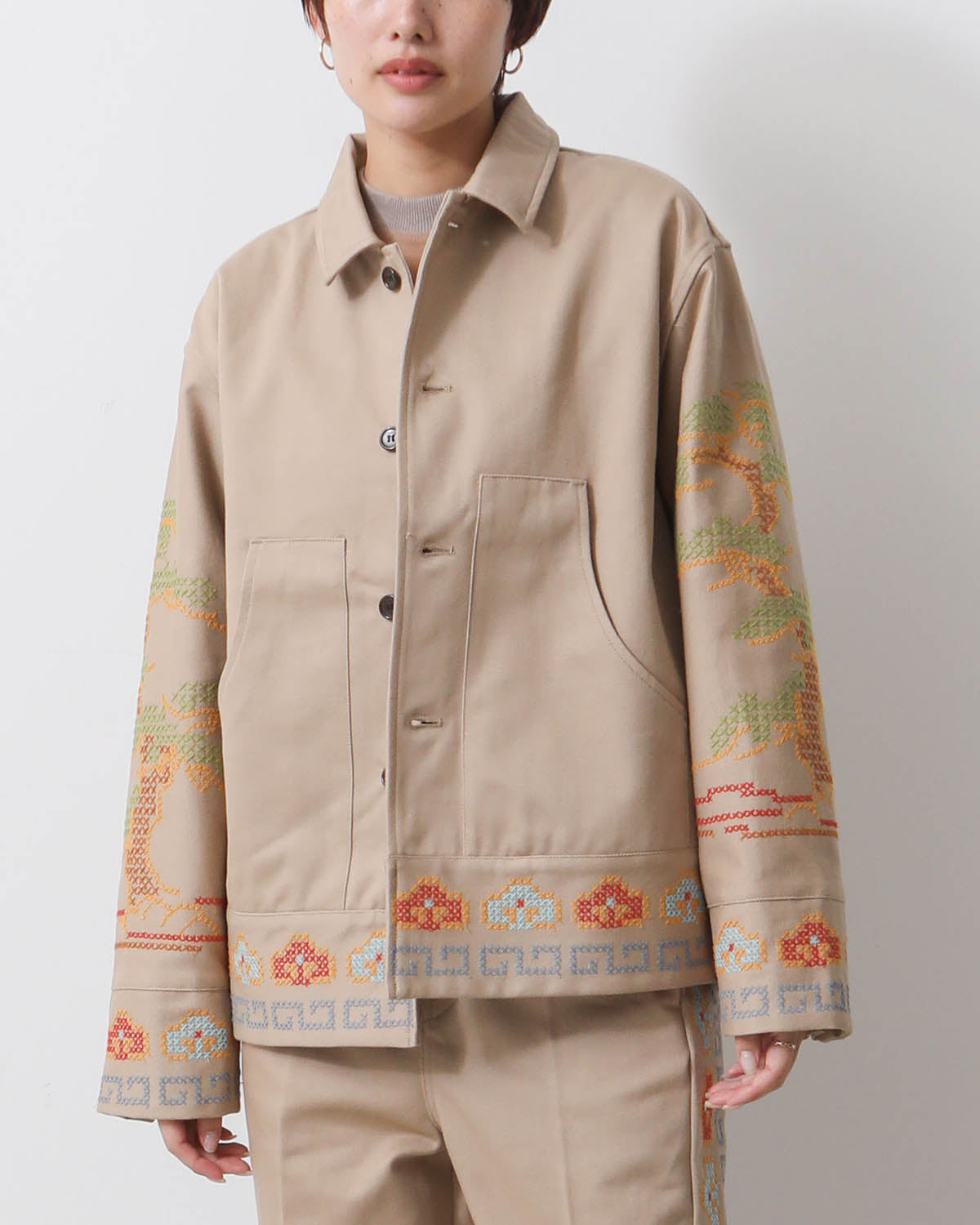 PINE TREE EMBROIDERY JACKET