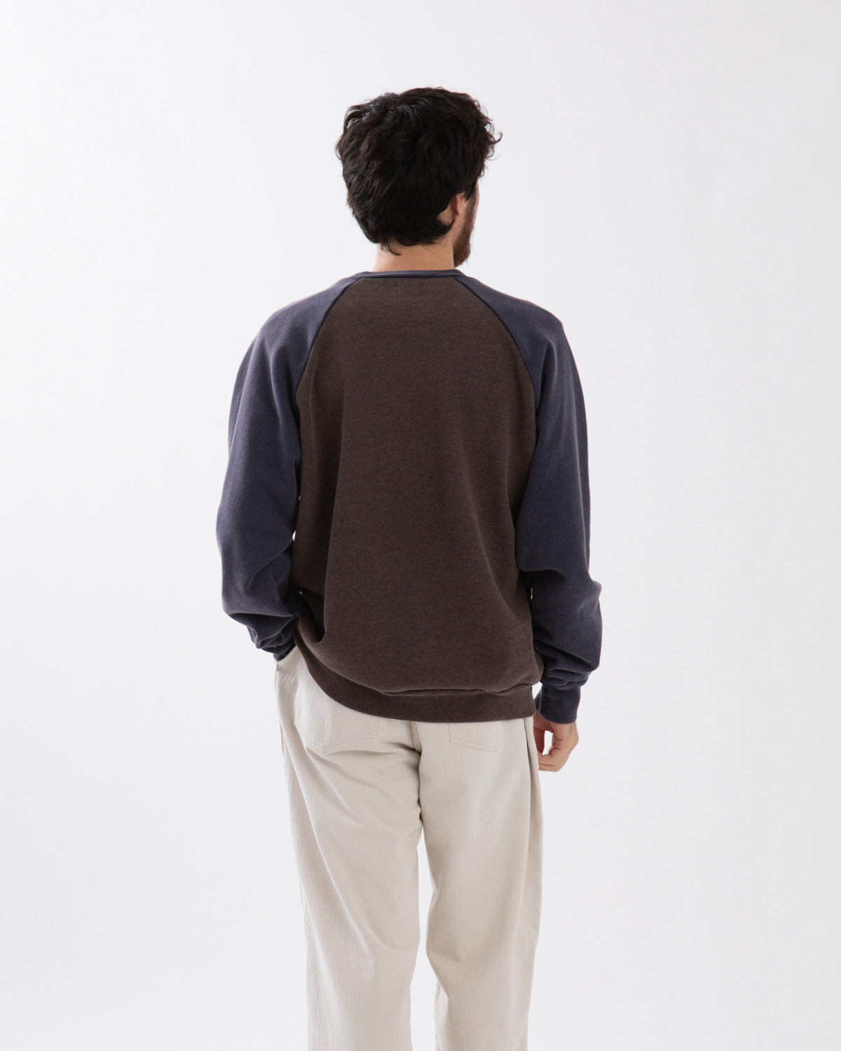 2-TONE RAGLAN CREWNECK