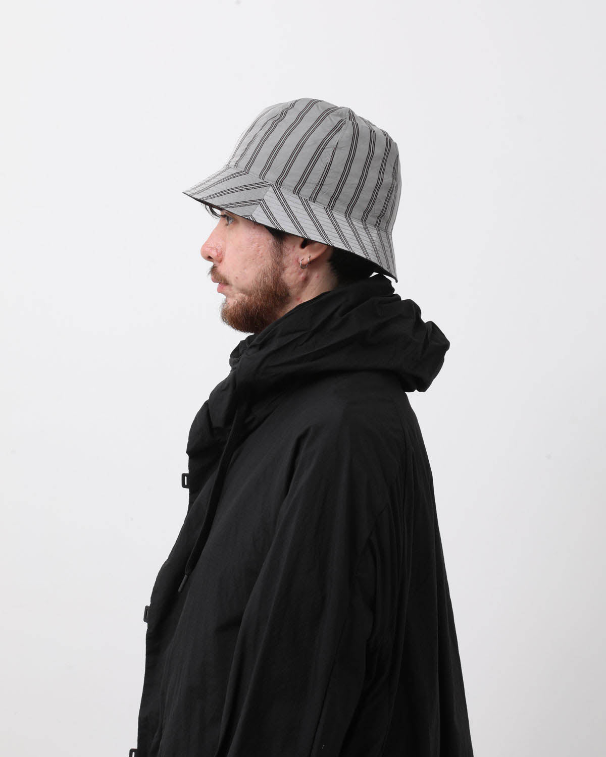 REVERSIBLE BUCKET/6PANEL HAT