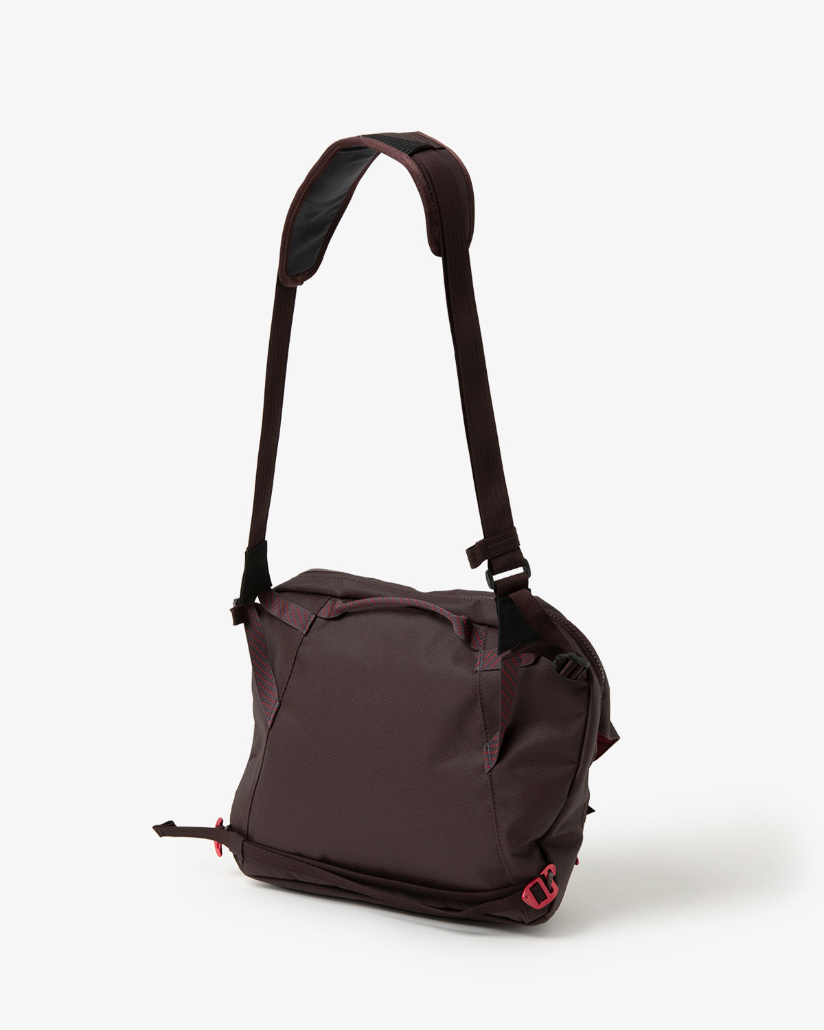 GAUT MESSENGER BAG