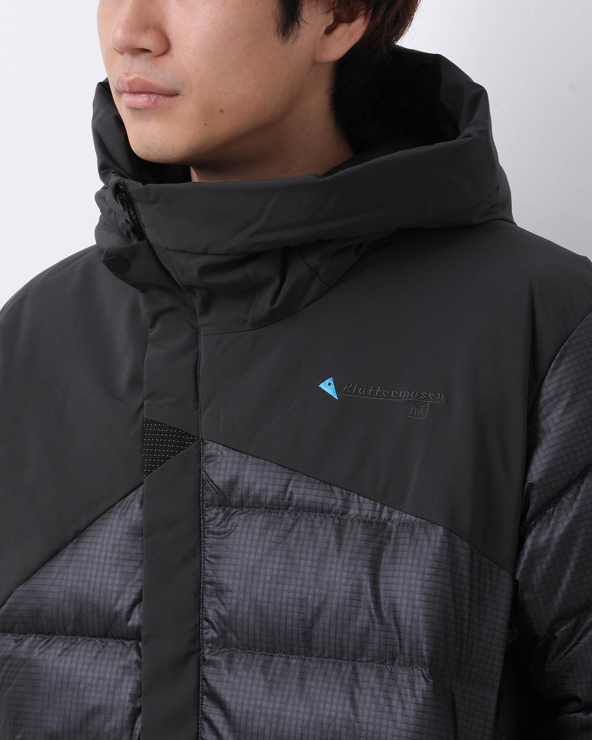 RA HOOD JACKET