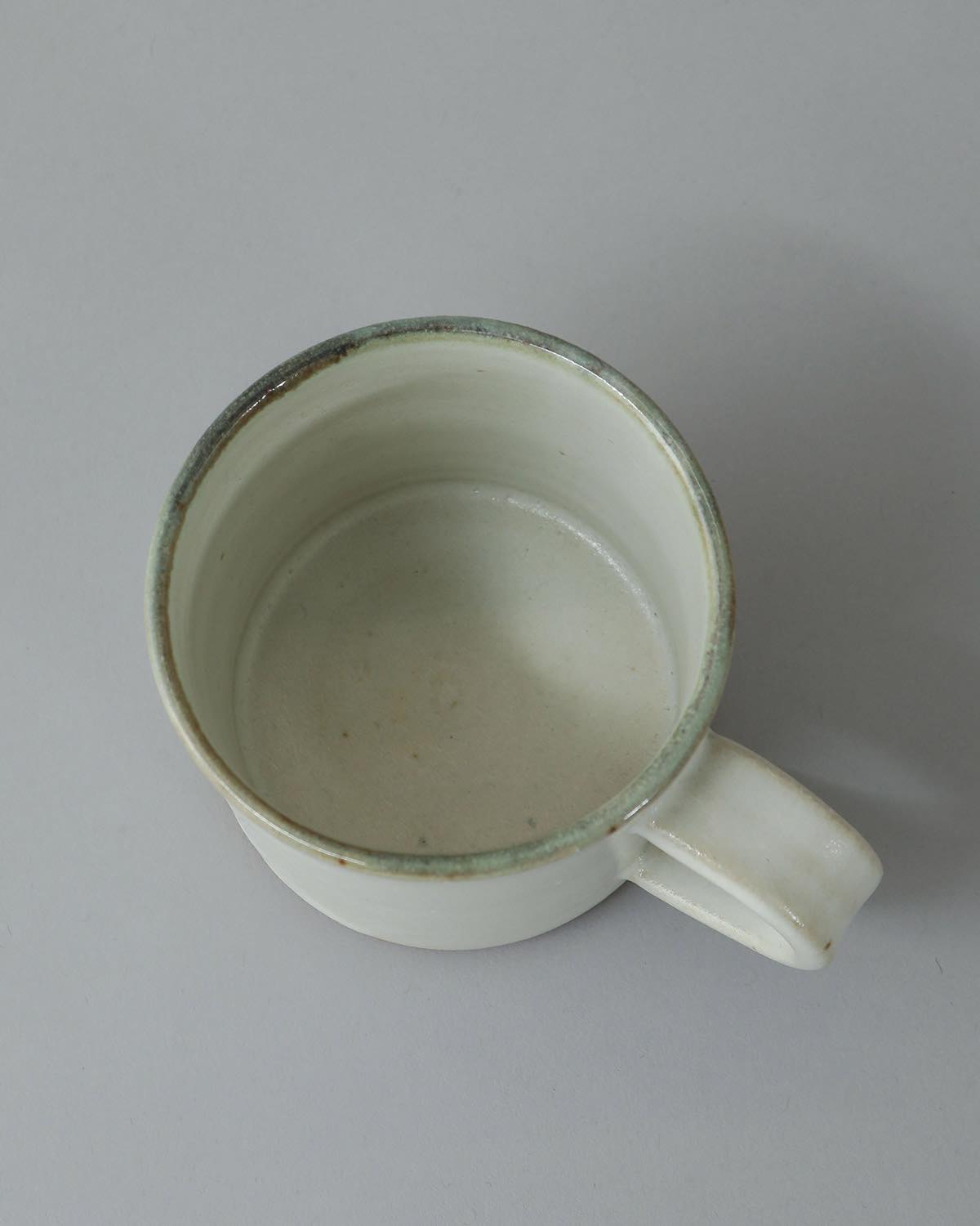 WHITE MATTE MUG M