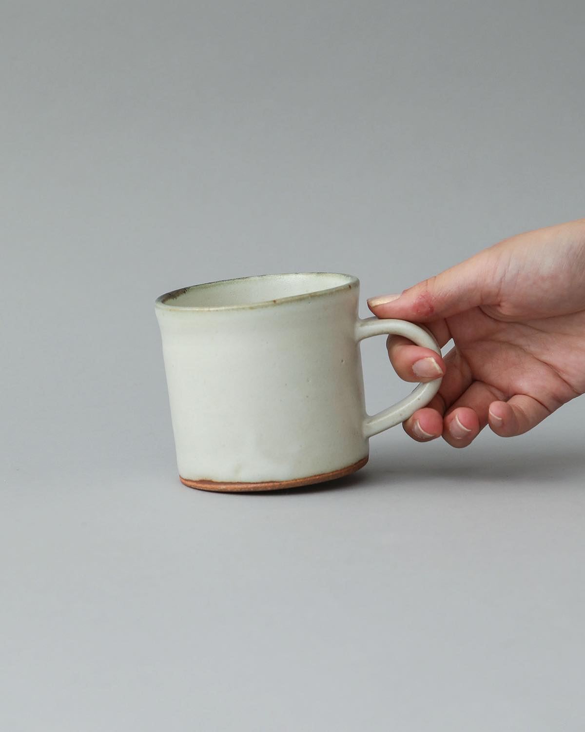 WHITE MATTE MUG M