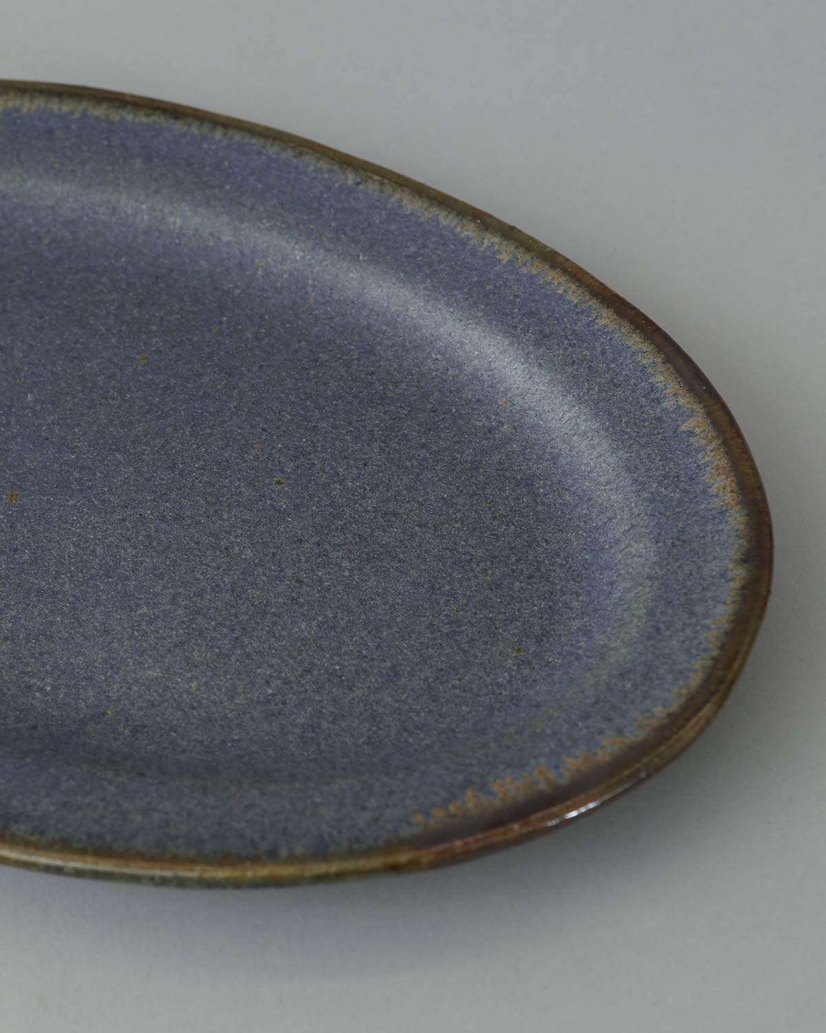 COBALT GLAZE OVAL PLATE M