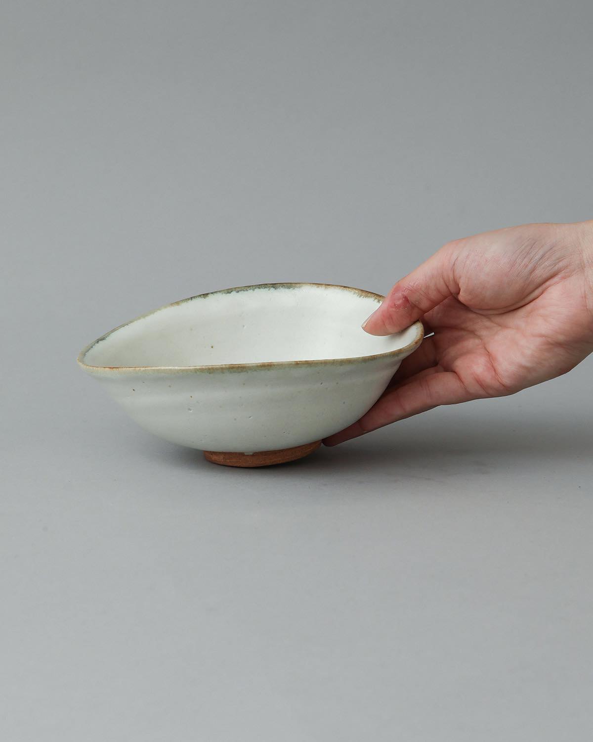 WHITE MATTE OVAL BOWL