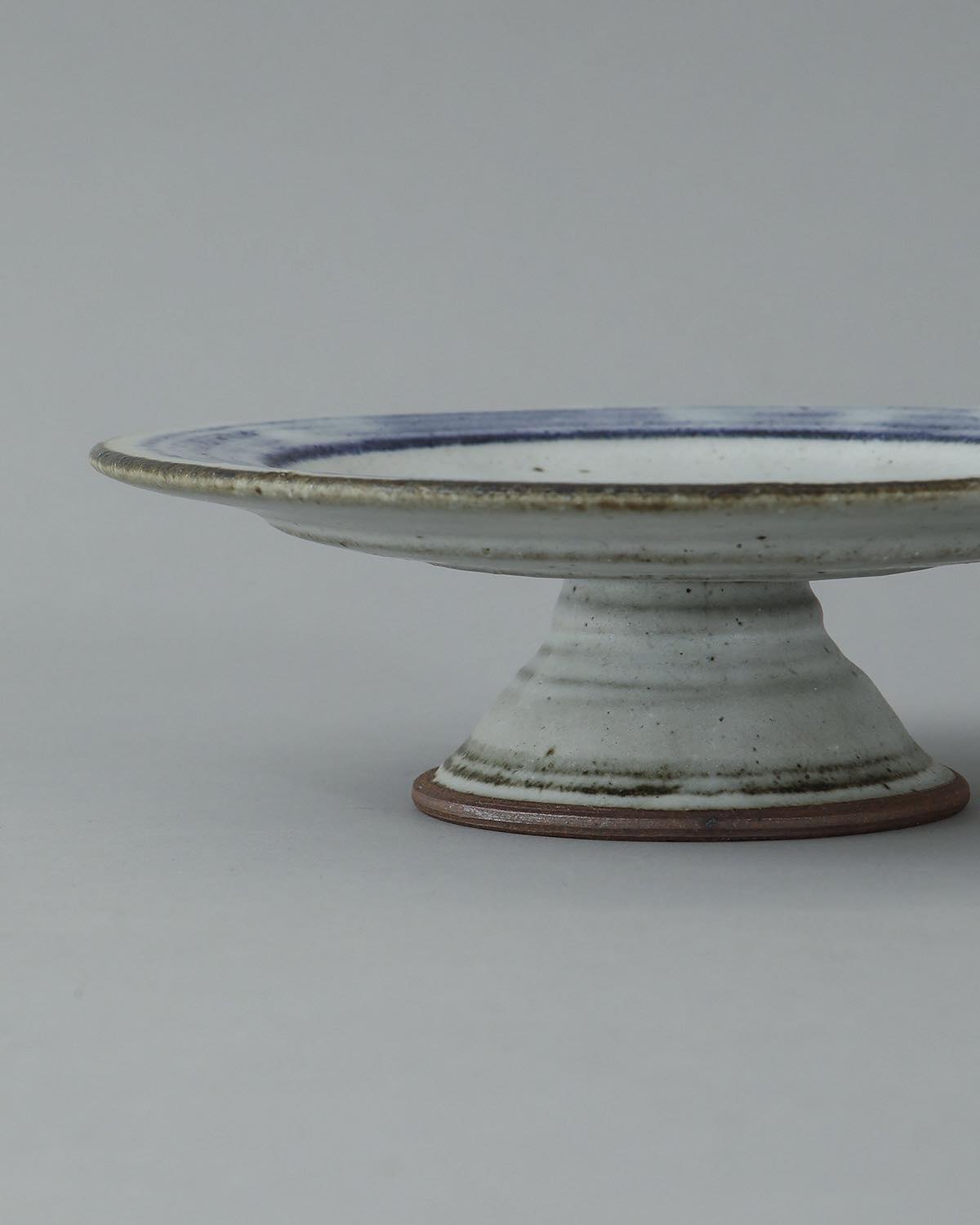 STRAW WHITE BLUE LINE CAKE STAND COMPOTE DISH