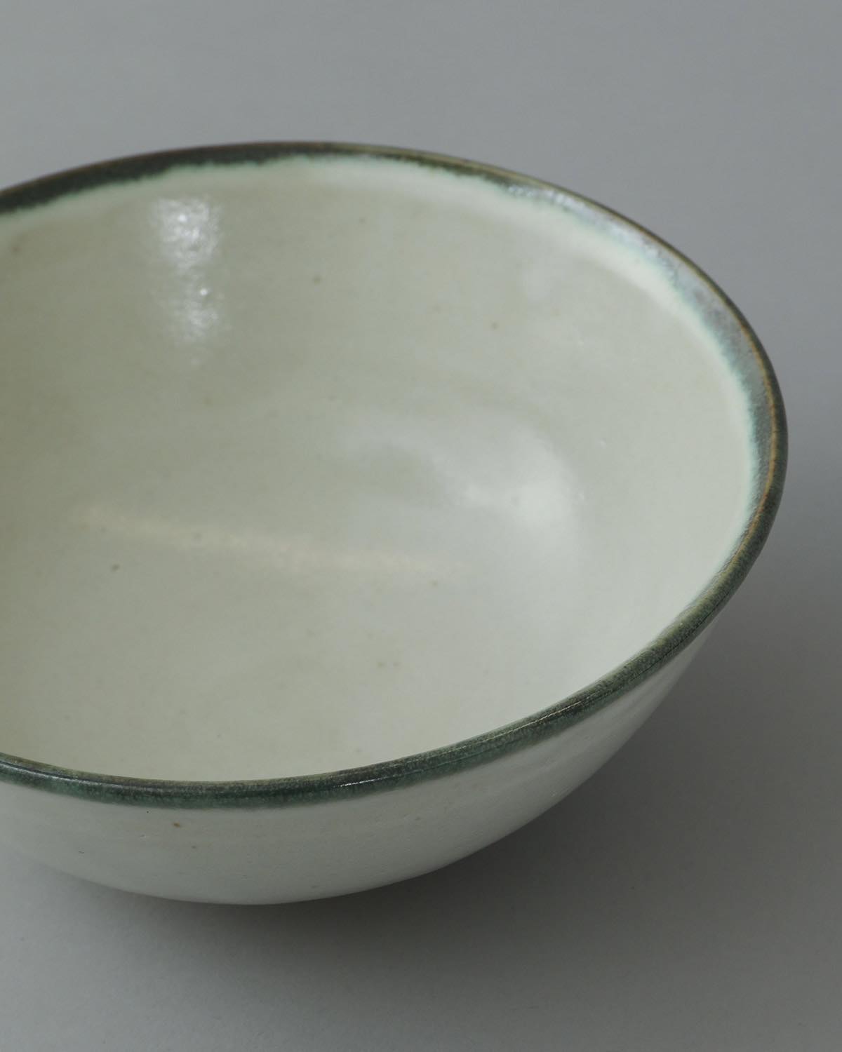 WHITE MATTE BOWL