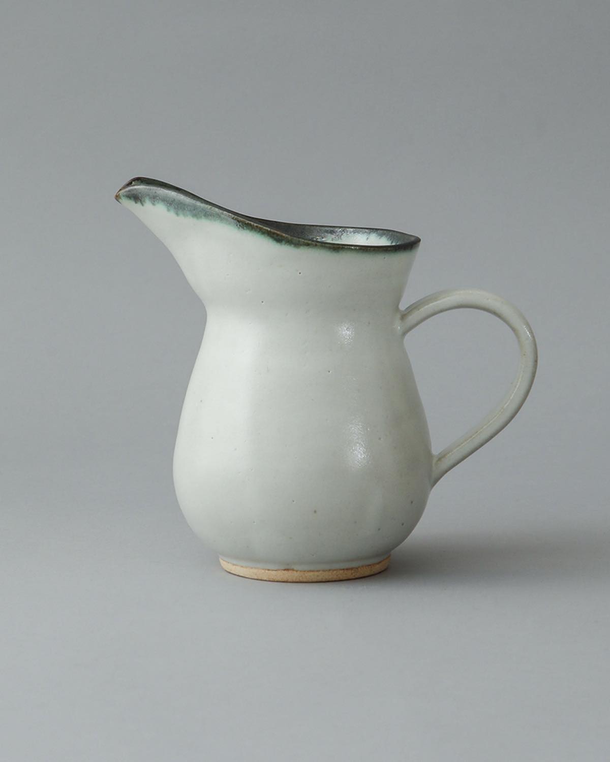 WHITE MATTE WATER JUG A