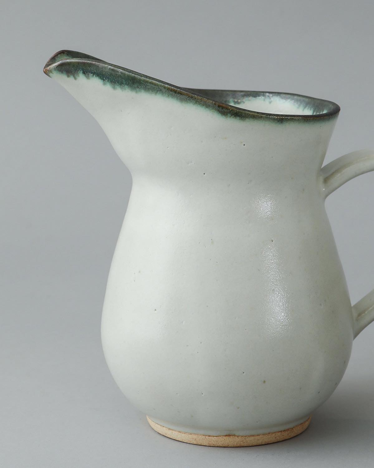 WHITE MATTE WATER JUG A