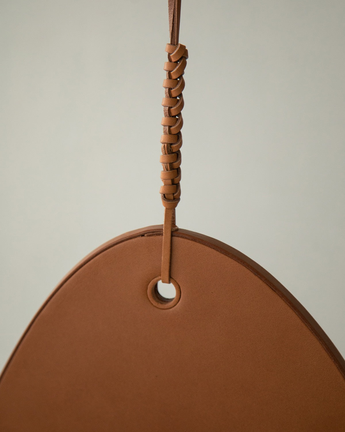 WOVEN PEBBLE MIRROR 45