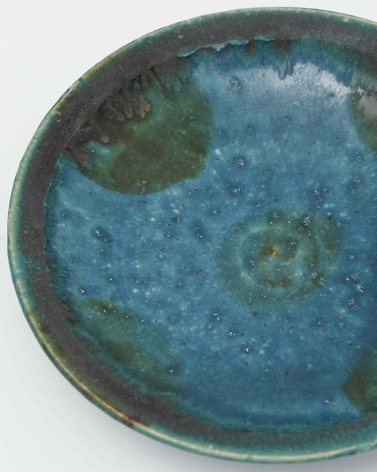 MEDIUM BOWL –  BLUE GLAZE SCENERY