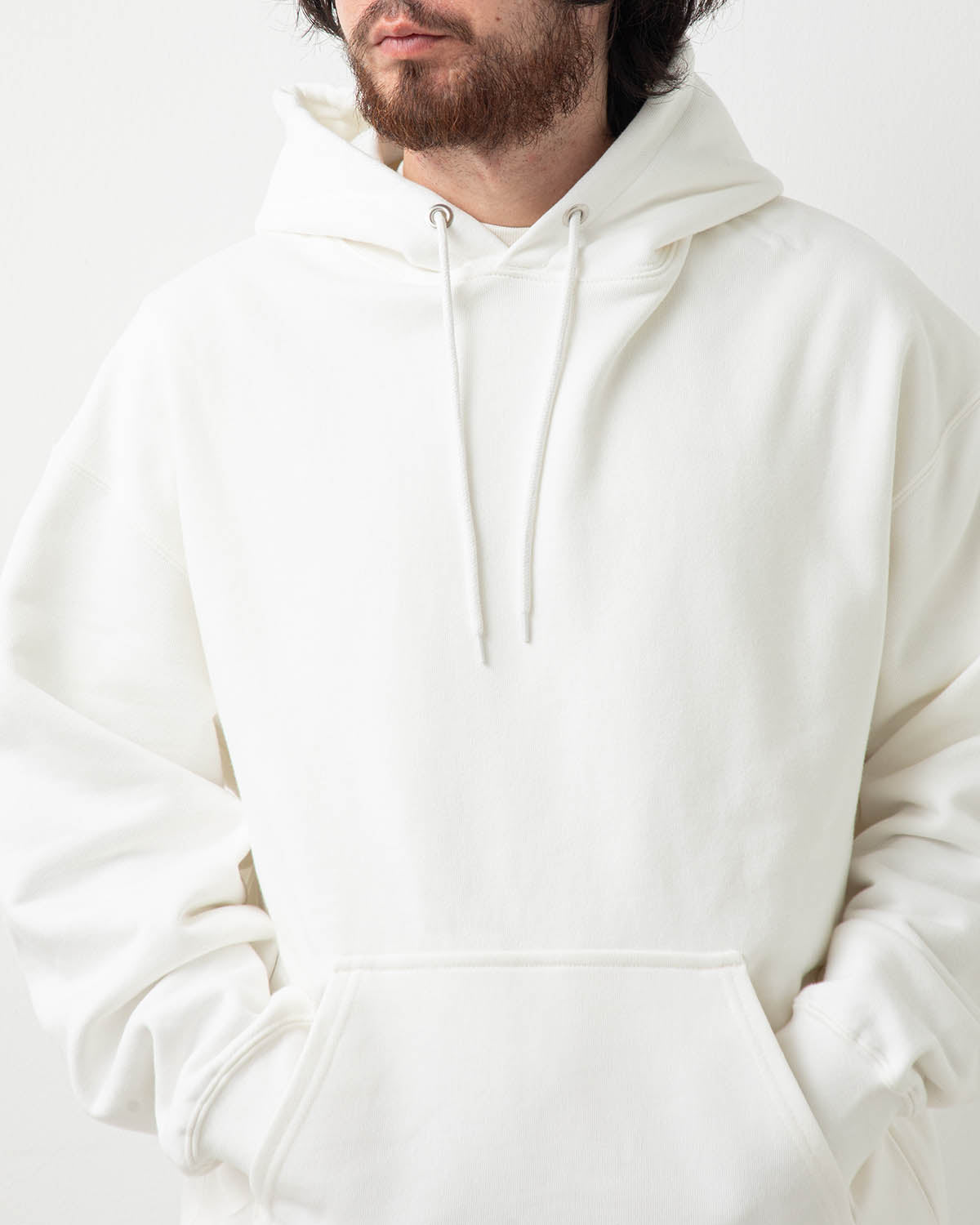 HEAVY HOODED SWEATSHIRT