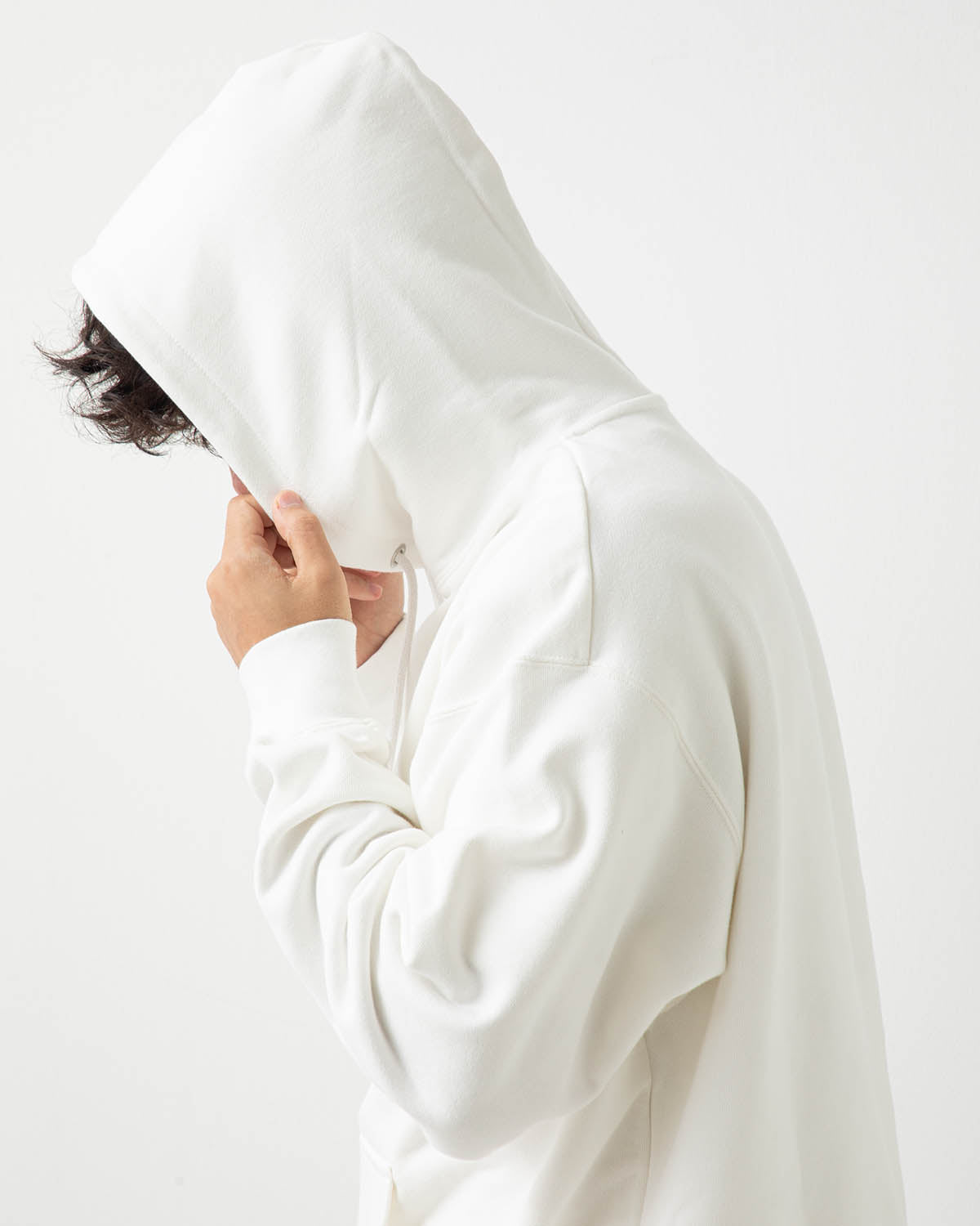 HEAVY HOODED SWEATSHIRT