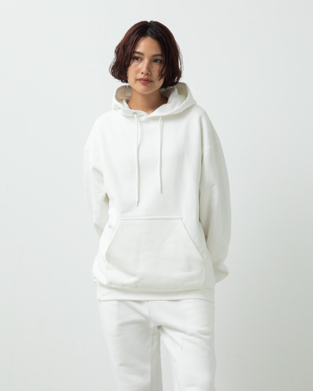 HEAVY HOODED SWEATSHIRT