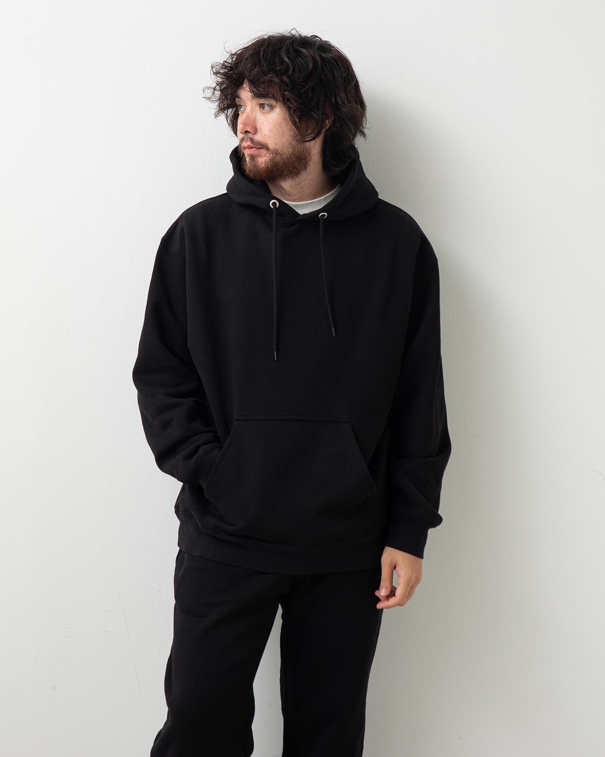 HEAVY HOODED SWEATSHIRT