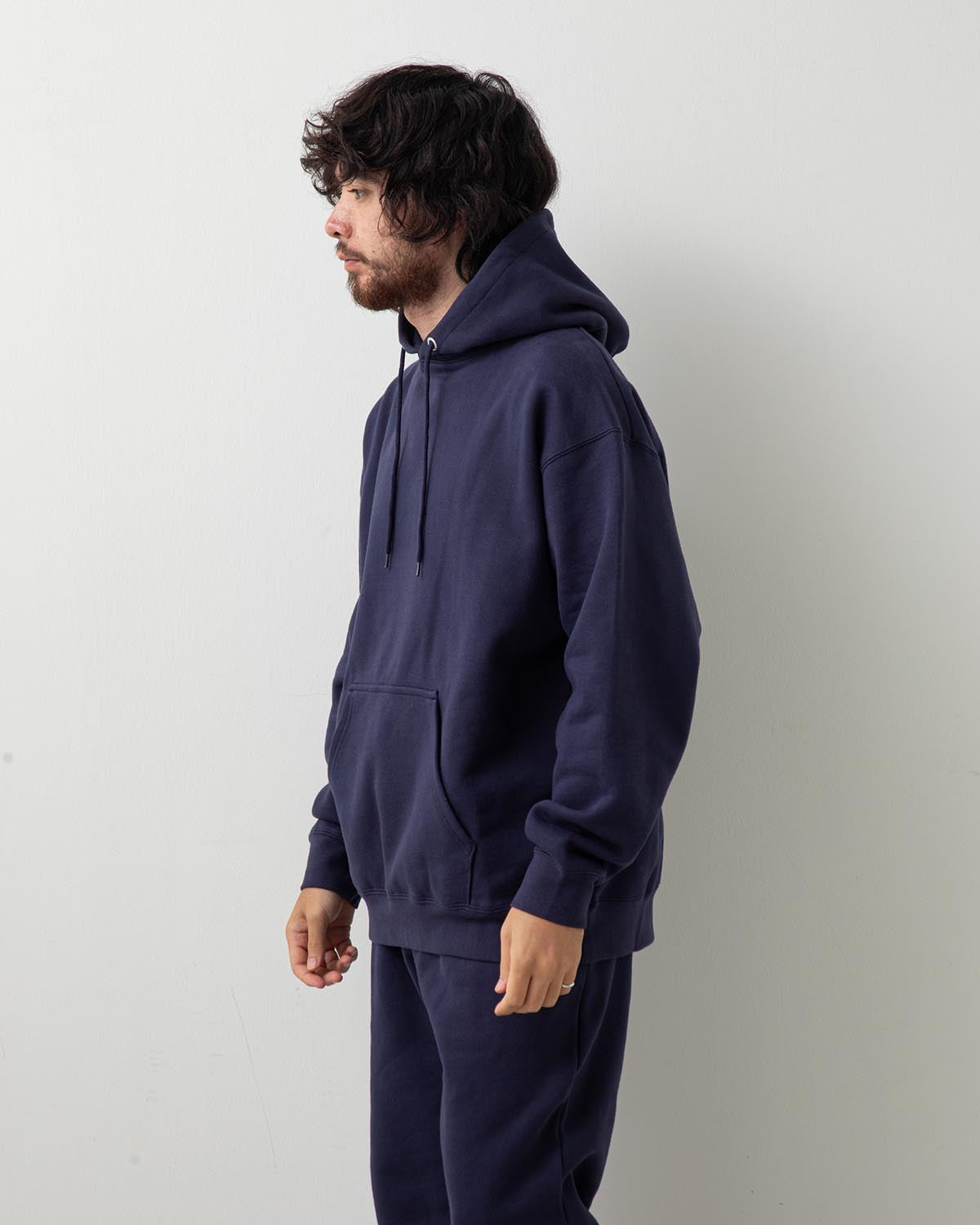 HEAVY HOODED SWEATSHIRT