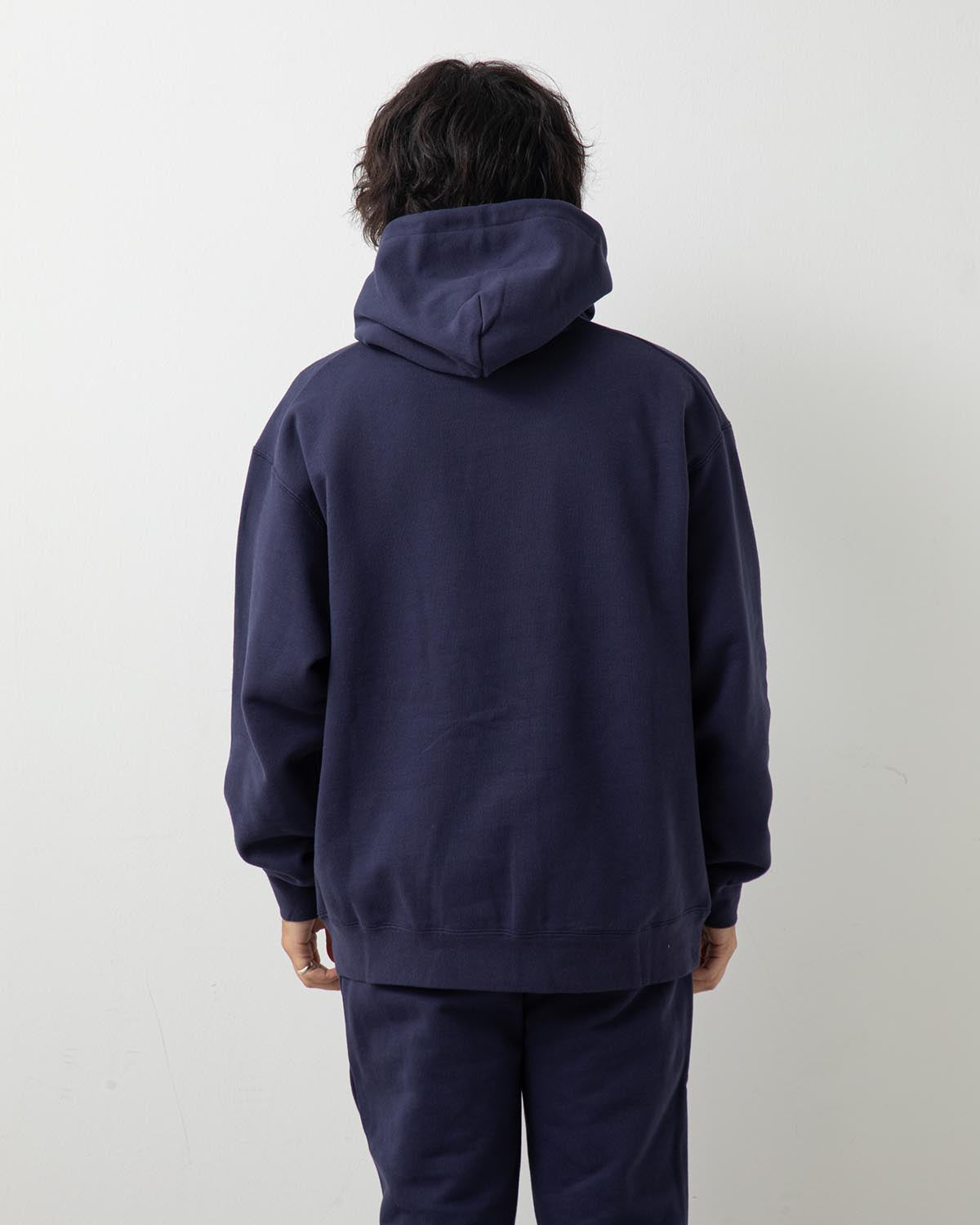 HEAVY HOODED SWEATSHIRT