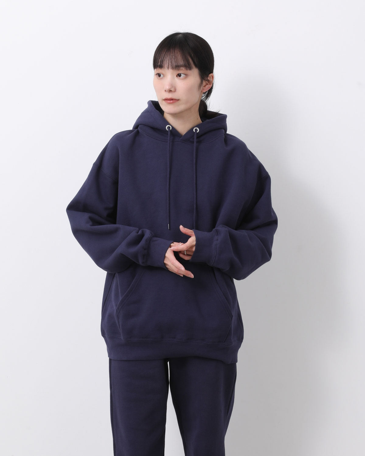 HEAVY HOODED SWEATSHIRT