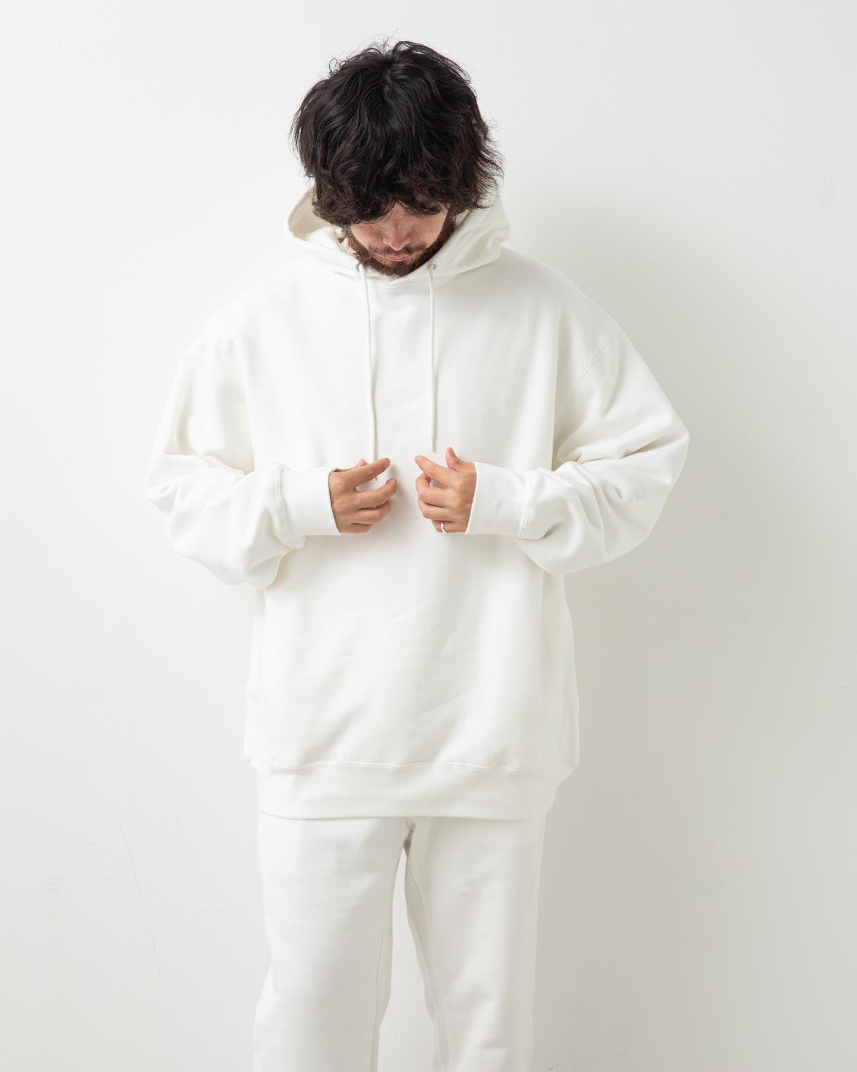 HEAVY HOODED SWEATSHIRT - SEAM POCKET