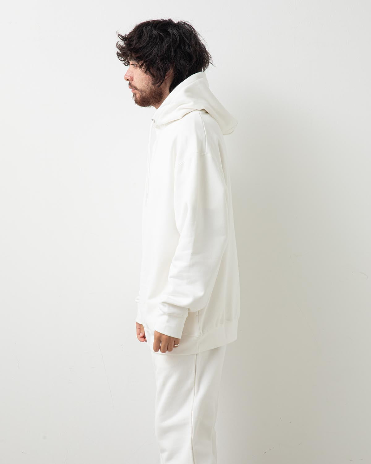 HEAVY HOODED SWEATSHIRT - SEAM POCKET