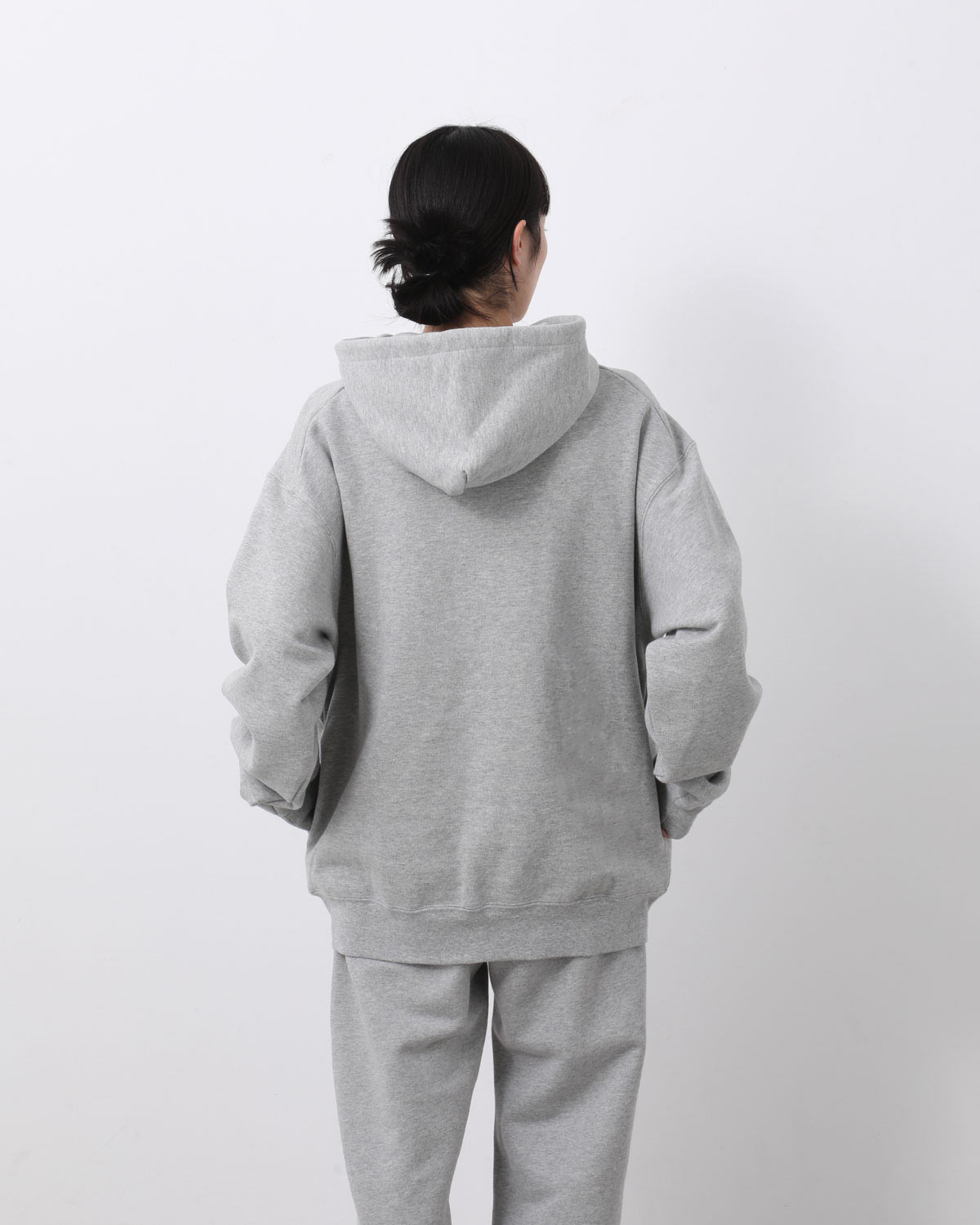 HEAVY HOODED SWEATSHIRT - SEAM POCKET