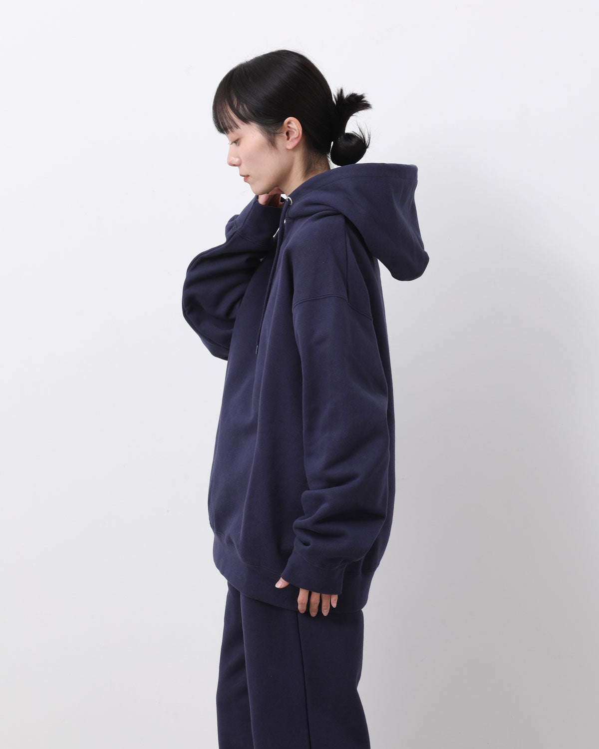 HEAVY HOODED SWEATSHIRT - SEAM POCKET